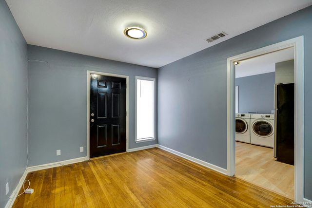 103 RENNER DR, San Antonio, TX 78201