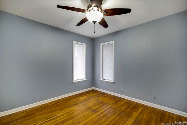 103 RENNER DR, San Antonio, TX 78201