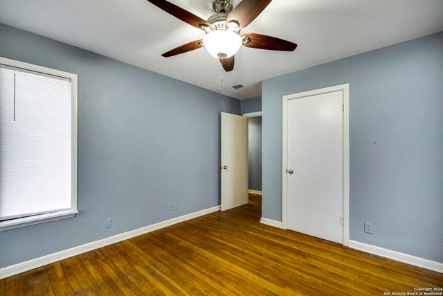 103 RENNER DR, San Antonio, TX 78201