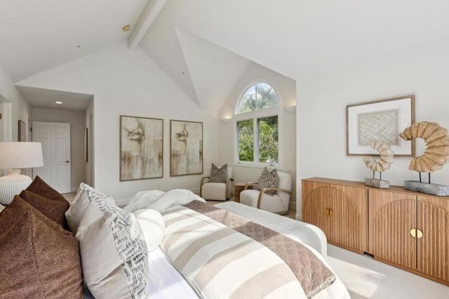 250 Selby Lane, Atherton, CA 94027