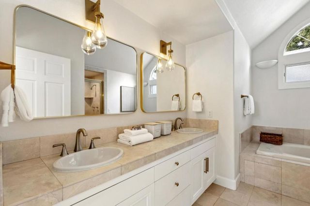 250 Selby Lane, Atherton, CA 94027