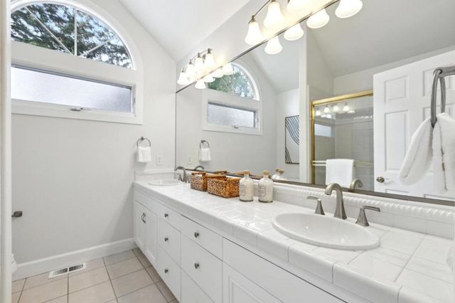 250 Selby Lane, Atherton, CA 94027