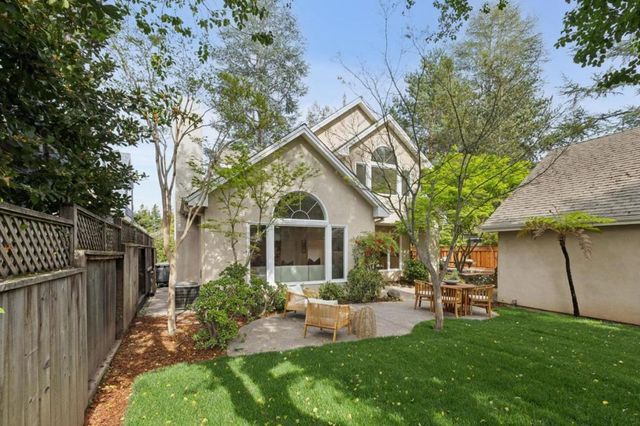 250 Selby Lane, Atherton, CA 94027