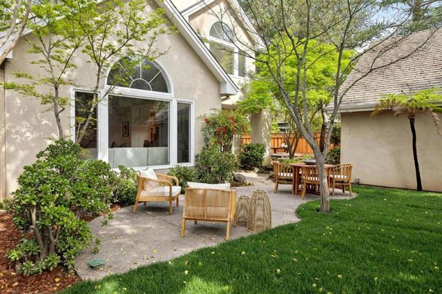 250 Selby Lane, Atherton, CA 94027