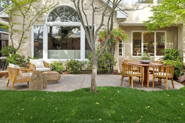 250 Selby Lane, Atherton, CA 94027