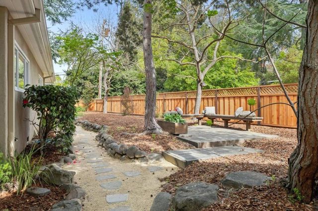 250 Selby Lane, Atherton, CA 94027