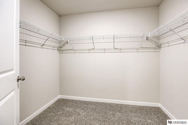 12613 S 204th Avenue, Gretna, NE 68028