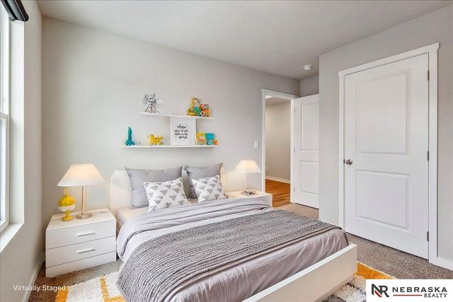 12613 S 204th Avenue, Gretna, NE 68028