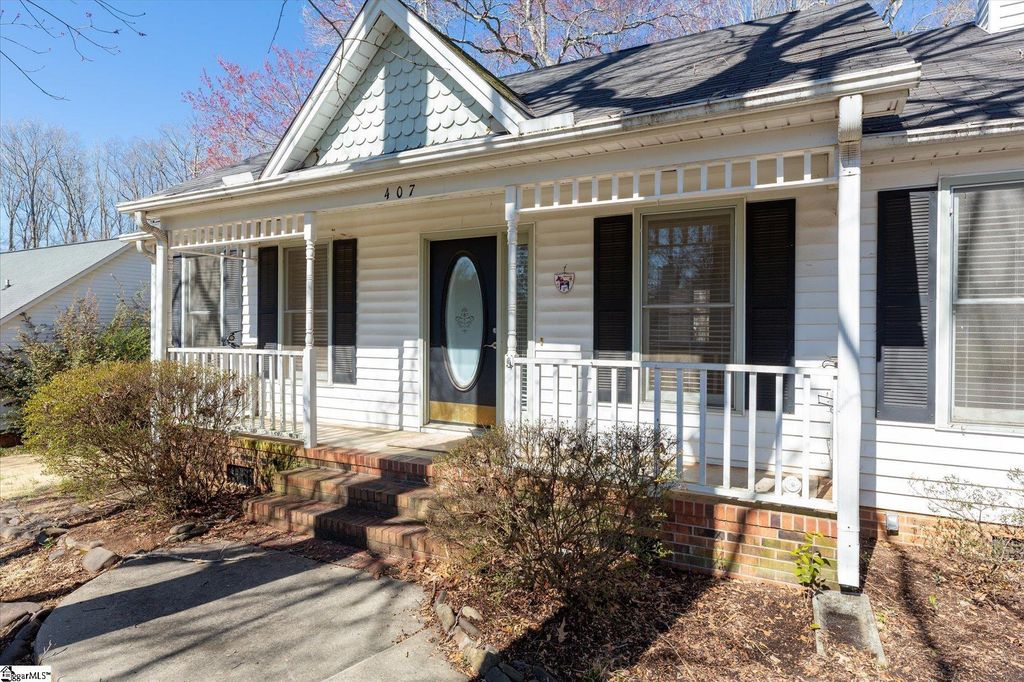 407 Timberview Lane, Simpsonville, SC 29681