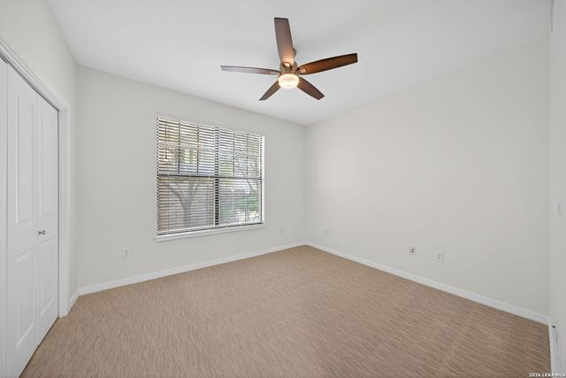 7342 Oak Manor Dr Apt 1104, San Antonio, TX 78229