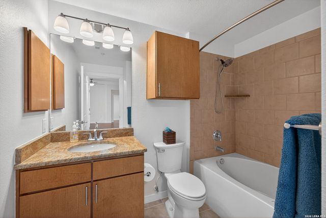 7342 Oak Manor Dr Apt 1104, San Antonio, TX 78229