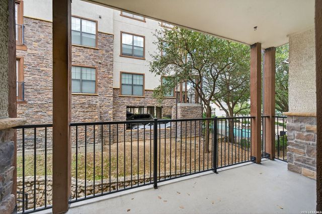 7342 Oak Manor Dr Apt 1104, San Antonio, TX 78229