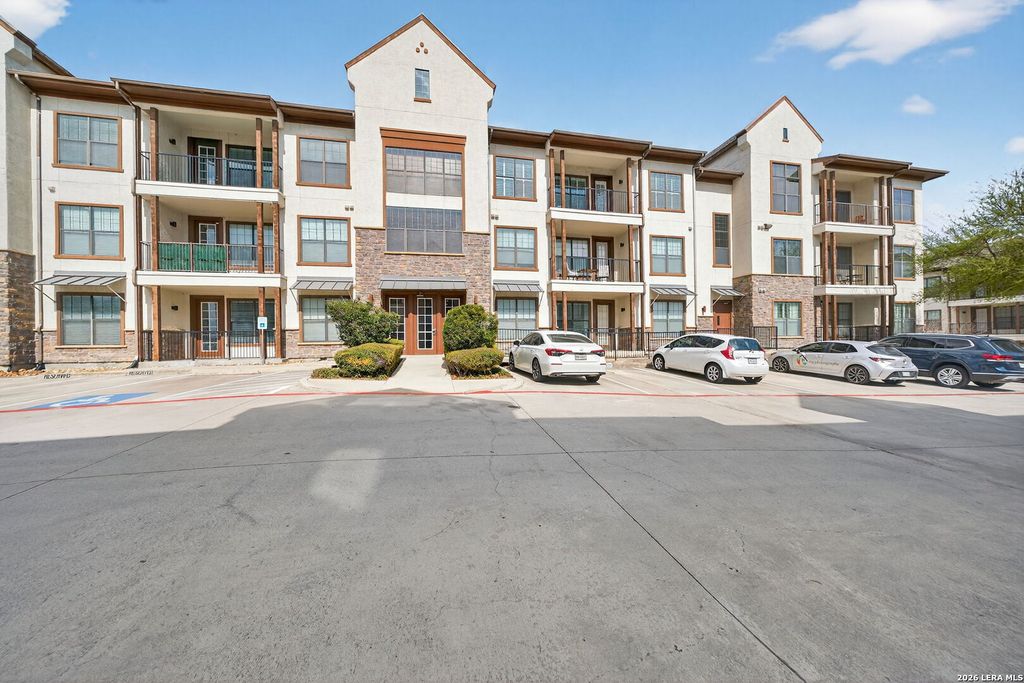 7342 Oak Manor Dr Apt 1104, San Antonio, TX 78229