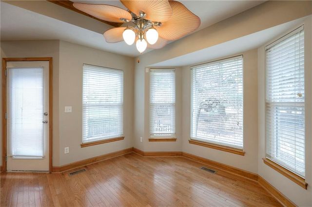 4129 SW Homestead Drive, Lee's Summit, MO 64082