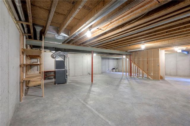 4129 SW Homestead Drive, Lee's Summit, MO 64082