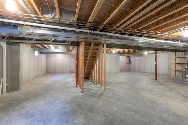 4129 SW Homestead Drive, Lee's Summit, MO 64082