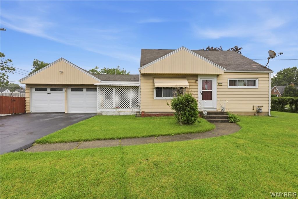 512 Huth Road, Cheektowaga, NY 14225