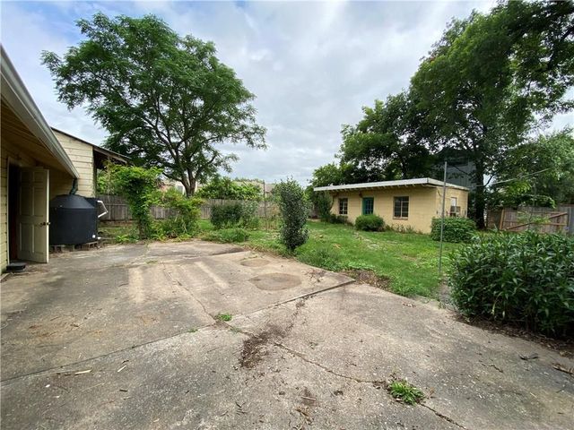 1914 Cullen Ave A, Austin, TX 78757