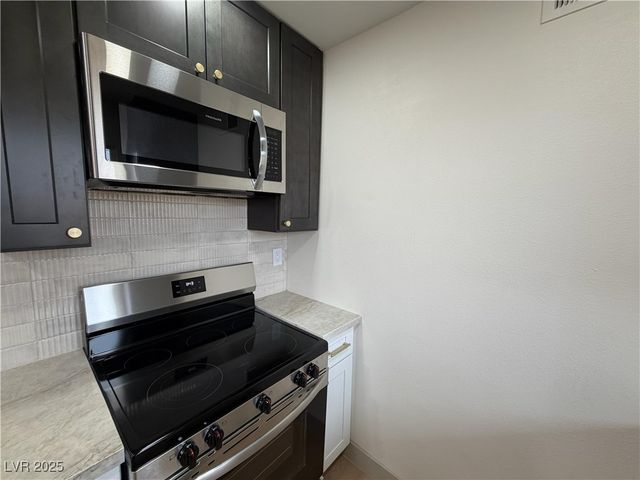 616 Bowman Avenue, Las Vegas, NV 89106