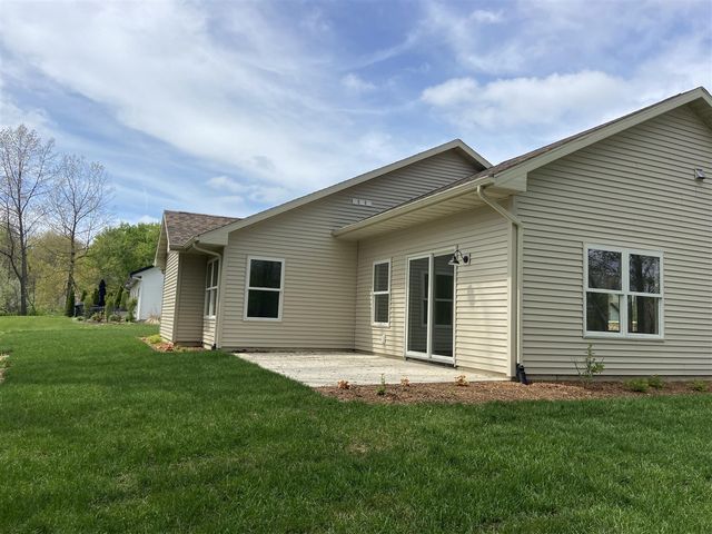728 Violet Way, Saint Joseph, MI 49085