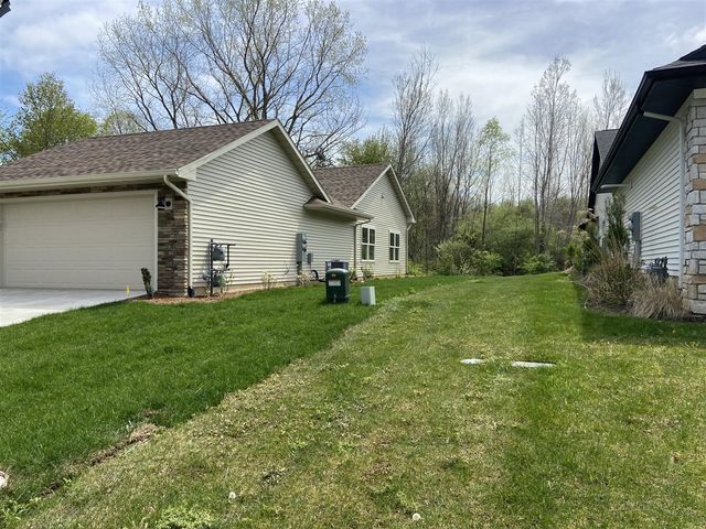 728 Violet Way, Saint Joseph, MI 49085