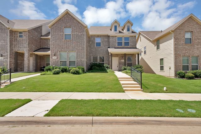 422 Milverton Drive, Fort Worth, TX 76036