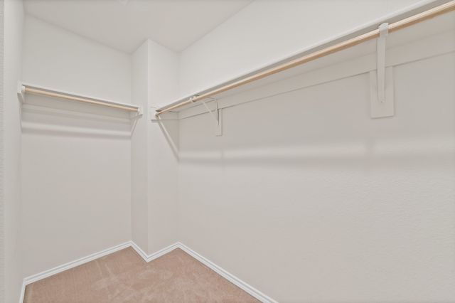 422 Milverton Drive, Fort Worth, TX 76036