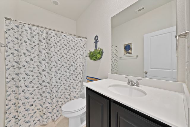422 Milverton Drive, Fort Worth, TX 76036