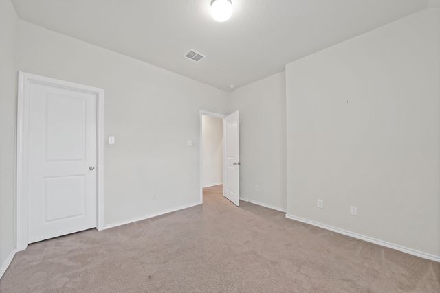 422 Milverton Drive, Fort Worth, TX 76036