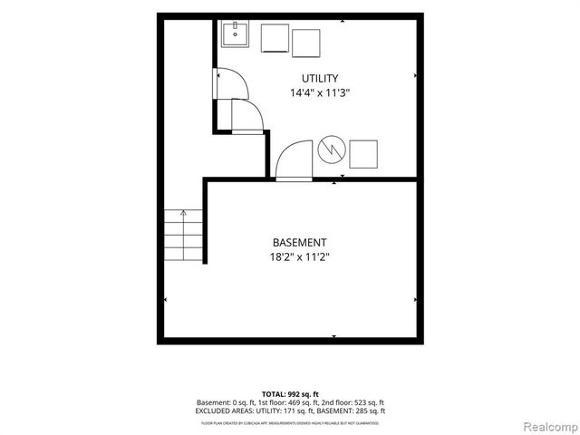 8136 Busko, Warren, MI 48093