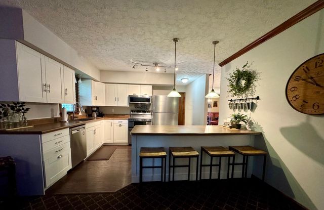 703 Dorchester Drive, Springfield, OH 45506