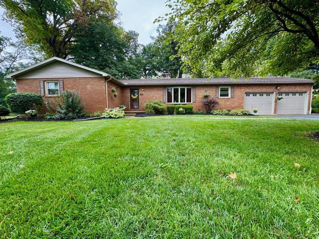 703 Dorchester Drive, Springfield, OH 45506