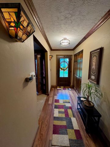 703 Dorchester Drive, Springfield, OH 45506