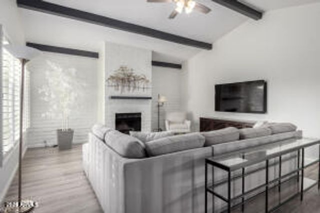 4800 N 68TH Street 385, Scottsdale, AZ 85251