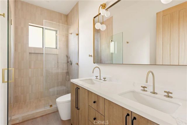 17852 Saticoy Street, Reseda, CA 91335