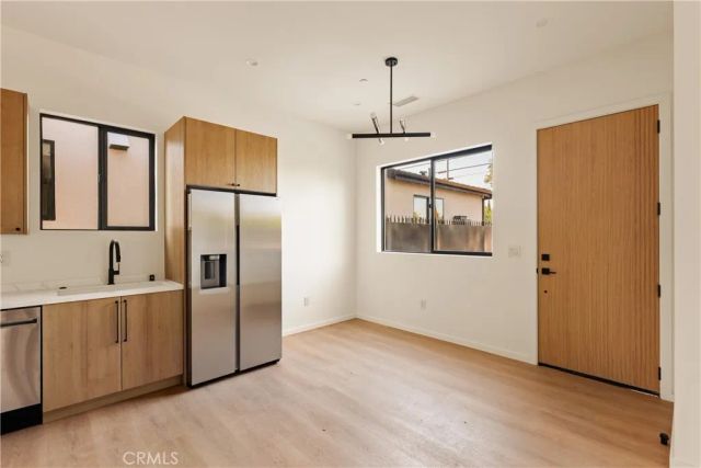 17852 Saticoy Street, Reseda, CA 91335