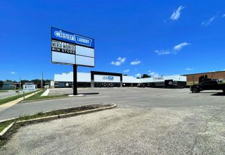 1209 Flammang Dr Ste 1, Waterloo, IA 50702