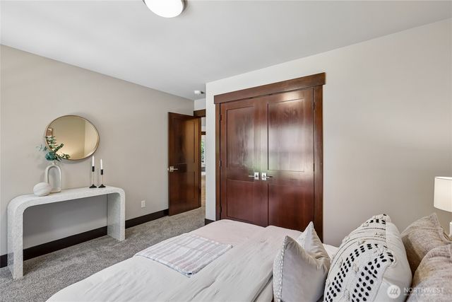 7015 NE 138th Street, Kirkland, WA 98034