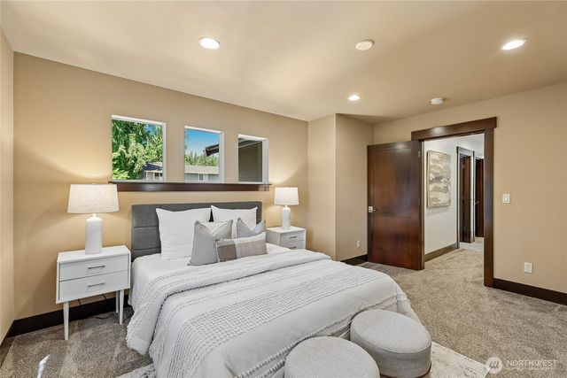 7015 NE 138th Street, Kirkland, WA 98034