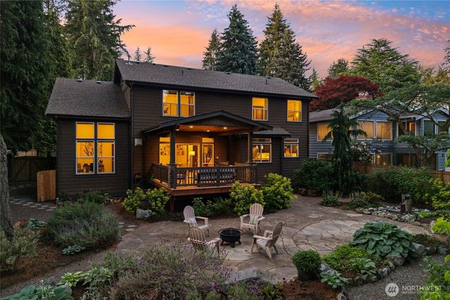 7015 NE 138th Street, Kirkland, WA 98034