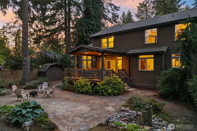 7015 NE 138th Street, Kirkland, WA 98034