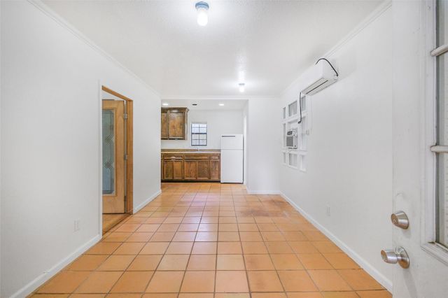 402 Bomar Street, Houston, TX 77006