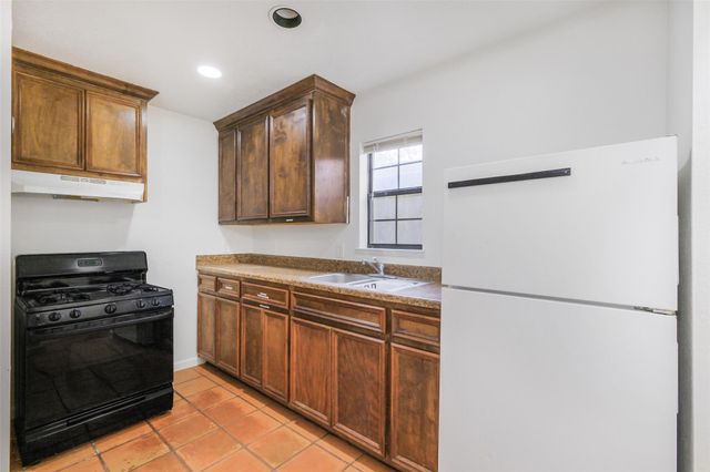 402 Bomar Street, Houston, TX 77006