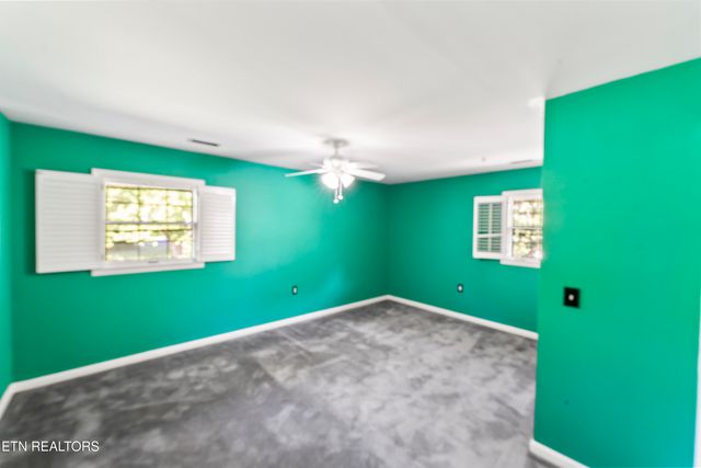 212 W Central Ave, Sweetwater, TN 37874