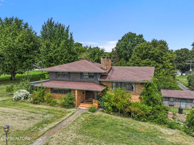 212 W Central Ave, Sweetwater, TN 37874