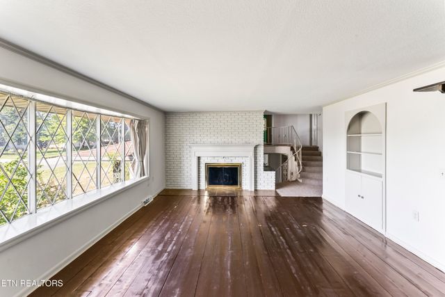 212 W Central Ave, Sweetwater, TN 37874