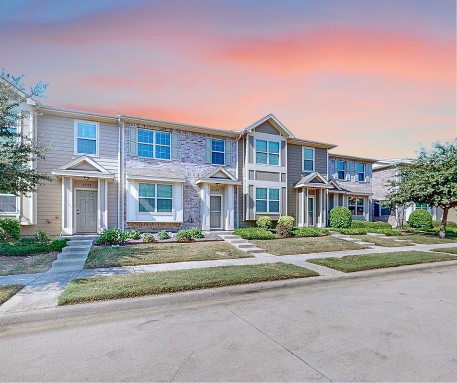 2924 Peyton Brook Drive, Fort Worth, TX 76137