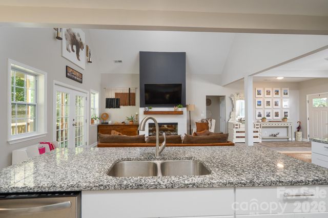 2960 Walter Drive NW, Concord, NC 28027