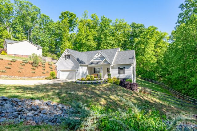 2960 Walter Drive NW, Concord, NC 28027