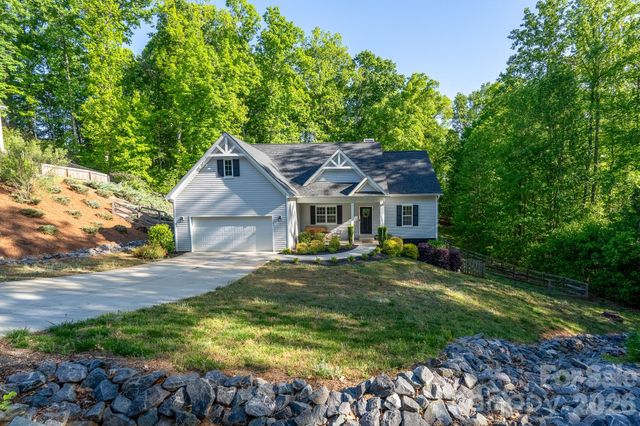 2960 Walter Drive NW, Concord, NC 28027